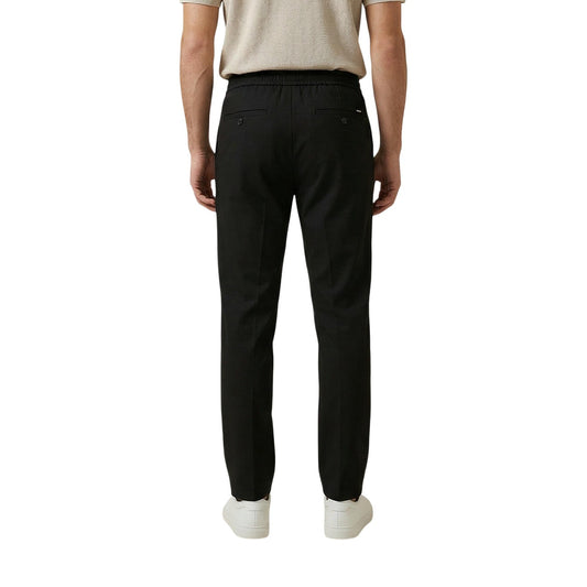 Gianni Lupo GL5240BD Comfort Pants; tessuto morbido stretch, vita elastica con lacci, linea diritta. Il pantalone versatile per il lavoro e il tempo libero. Colore nero. Vista posteriore