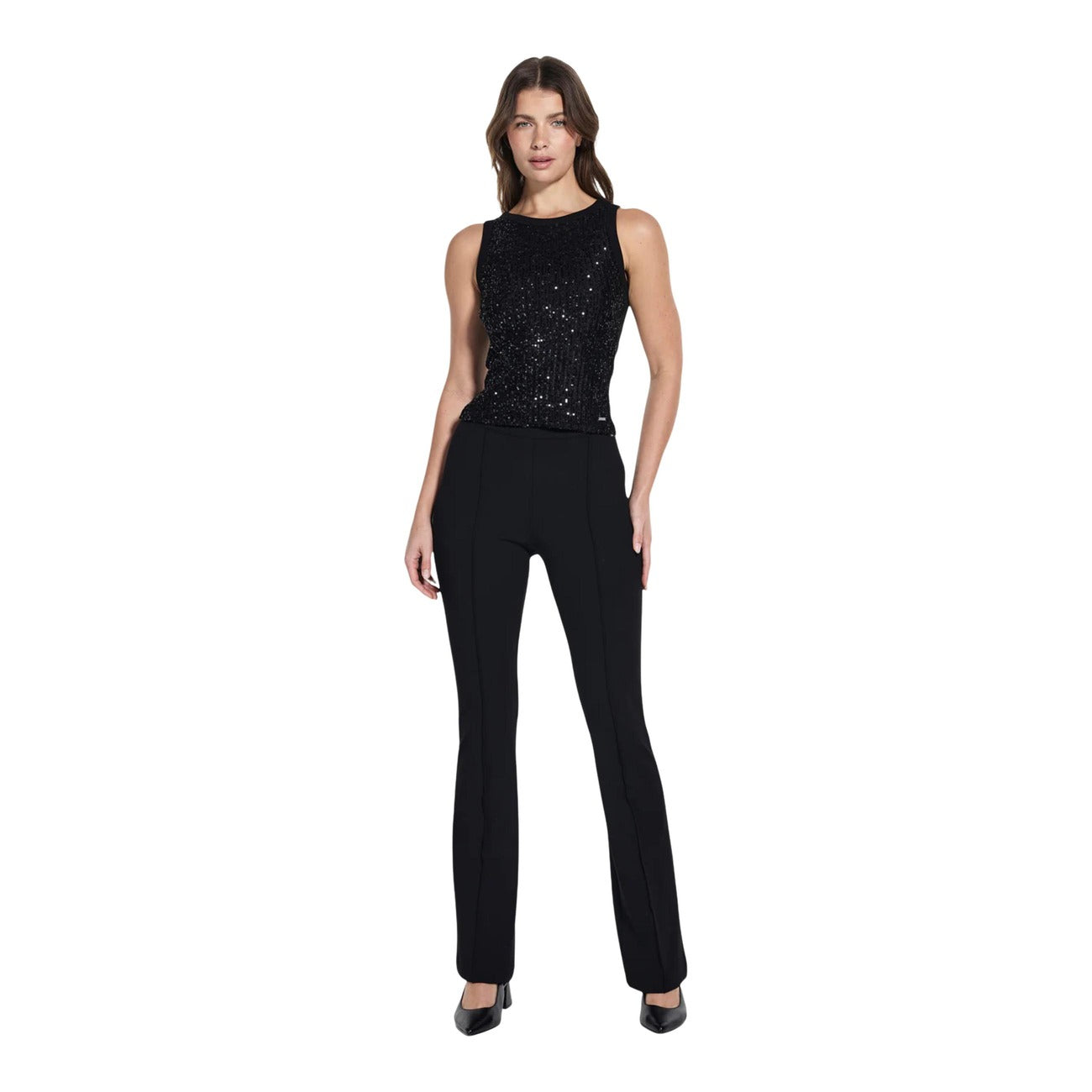 Canotta Guess con Paillettes; Nero. 100% Cotone, design senza maniche, stile da cerimonia contemporaneo. Luminosa, traspirante e versatile per tutte le stagioni. Figura intera frontale