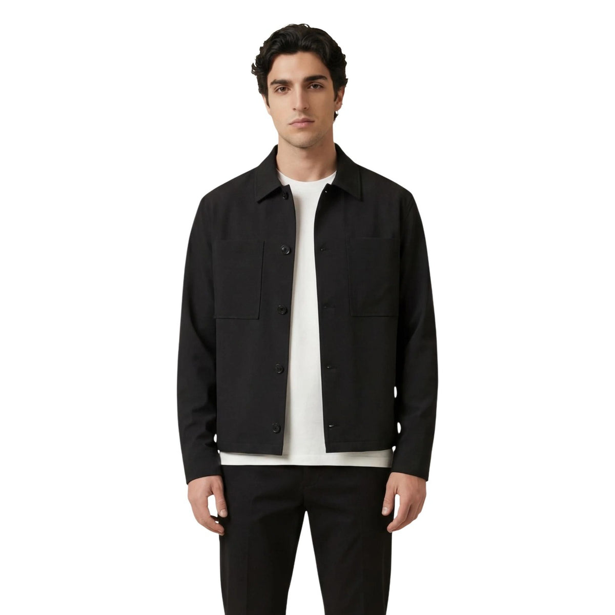 Camicia maniche lunghe Overshirt nero Only & Sons Onswill in poliestere riciclato e viscosa, modello loose fit con tasche applicate e chiusura frontale.