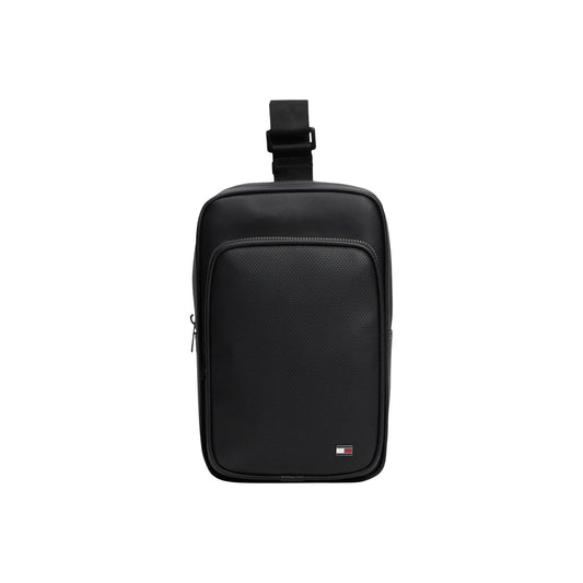 Zaino monospalla nero uomo Tommy Hilfiger Foundation Sling AM0AM14757. Borsa tracolla compatta nera uomo in poliestere riciclato.