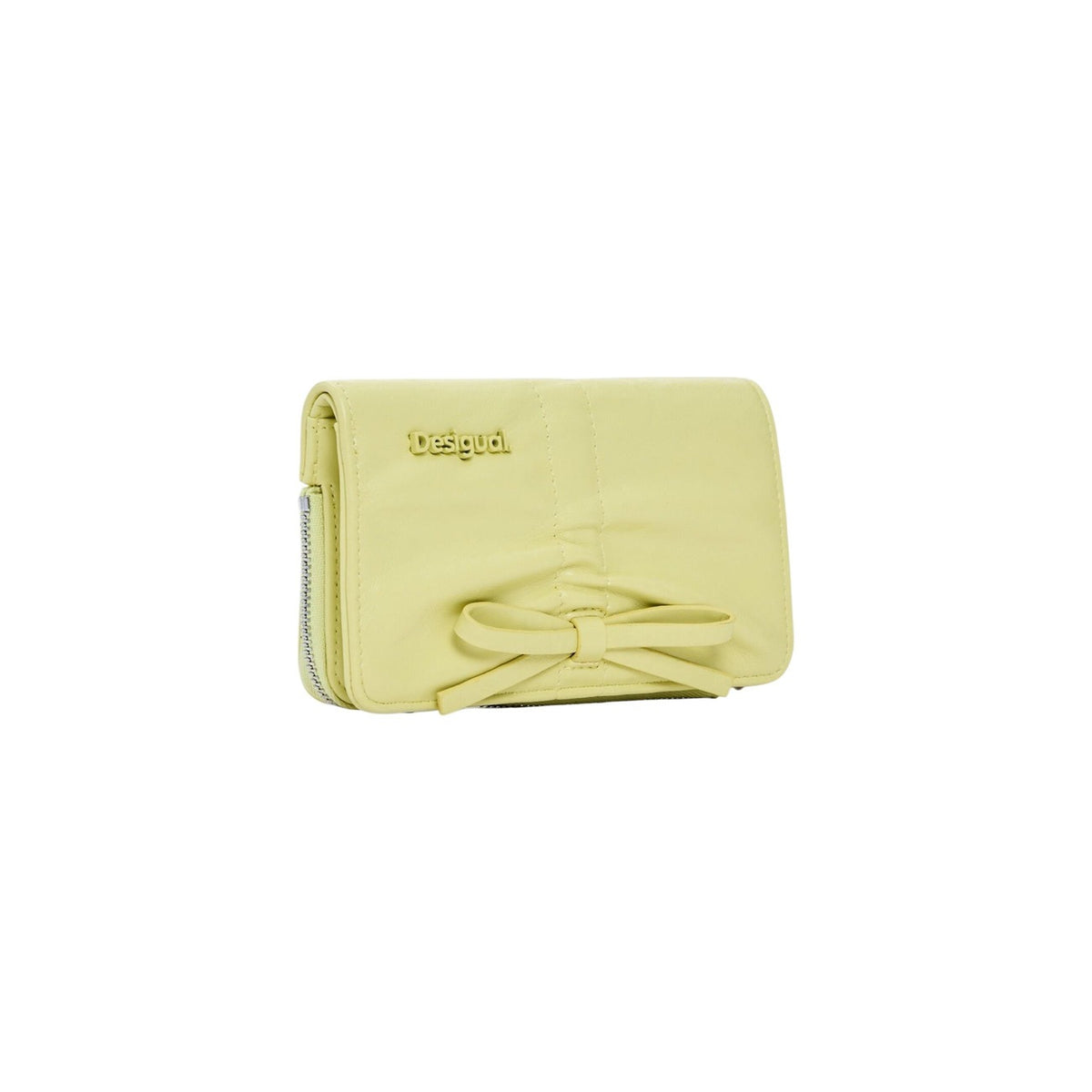 Portamonete giallo piccolo con portacarte, chiusura con zip, dettaglio arricciato, fiocco decorativo e finitura effetto pelle lucida.
Vista frontale laterale
