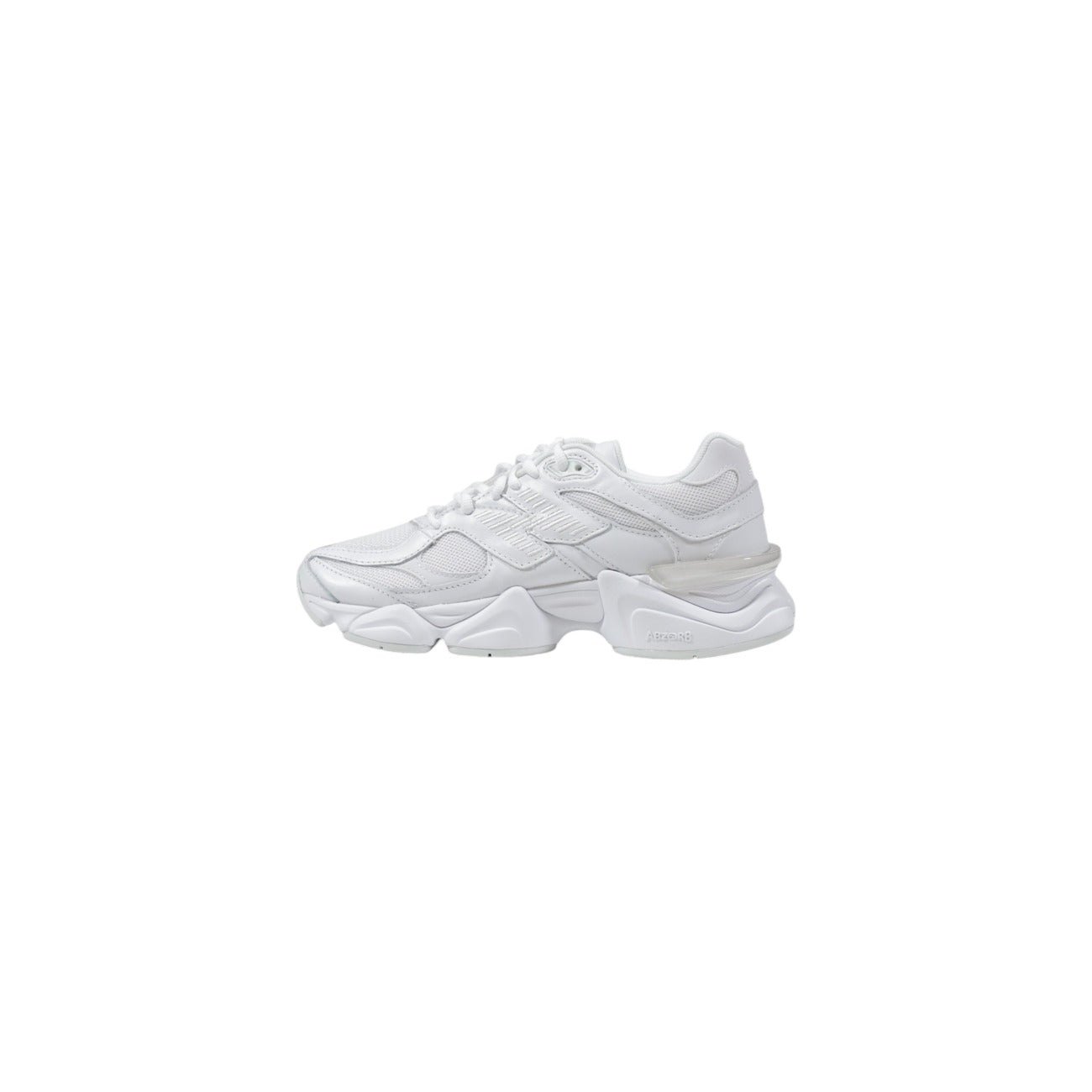 New balance sneaker bianco 9060 unisex Realizzate al 100% in materiale sintetico. tomaia presenta dettagli sovrapposti e linee dinamiche, mentre la suola chunky garantisce un'ammortizzazione ottimale Vista laterale