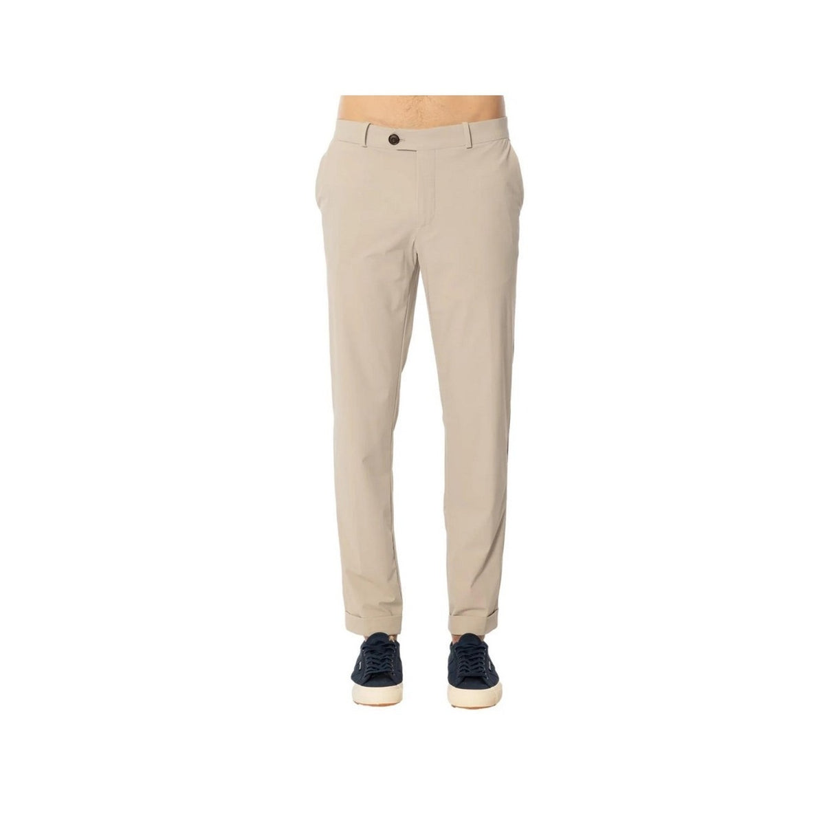 RRD Chino Regular beige in SURFLEX® antipiega; vita media con elastico e coulisse interna, finitura opaca morbida al tatto e interni con monogramma Razzle Dazzle. Vista frontale