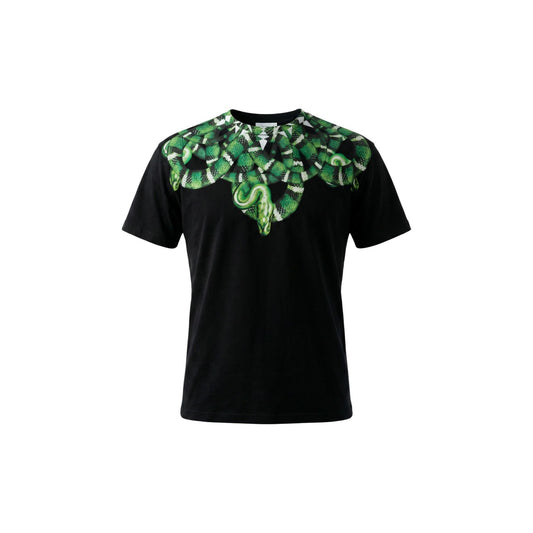 T-shirt County Of Milan; Nero. 100% Cotone premium. Stampa serpente su girocollo e spalle, maniche corte, fit regolare. Capo iconico streetwear, collezione Primavera/Estate 2026. Vista stesa