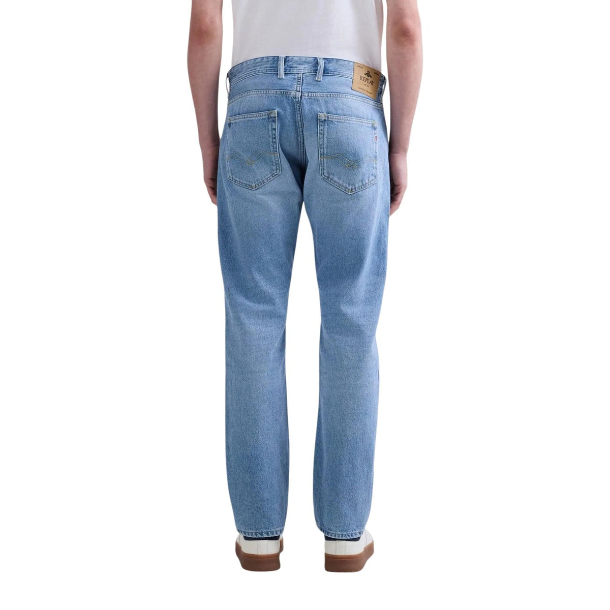 Jeans Replay uomo blu modello GROVER MA972. Pantaloni in denim regular loose comodi a cinque tasche in 100% cotone 4 stagioni stile casual e urban streetwear. Posteriore