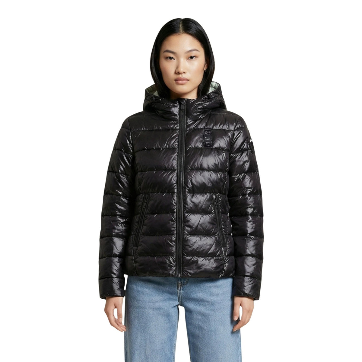 Giubbotto Blauer donna nero con cerniera maniche lunghe cappuccio - vista frontale indossata da modello