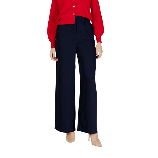 Pantaloni Morgan De Toi donna blu - vista frontale indossata da modello
