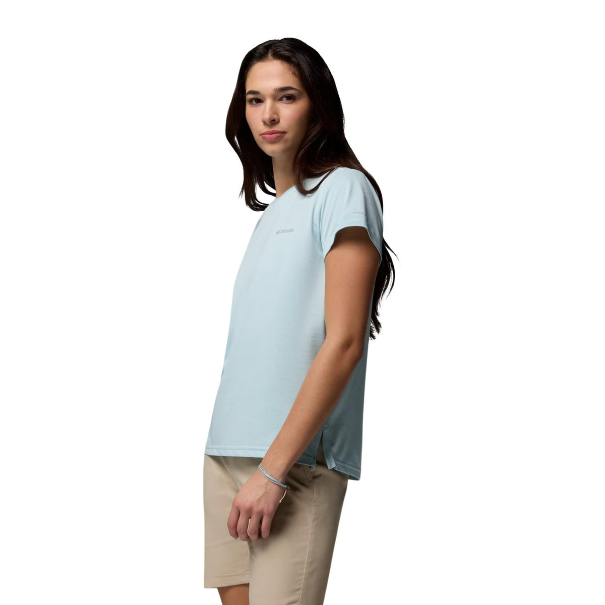 Columbia BlueVista Hill™ Tech T-shirt; tecnologia Omni-Wick™, orlo posteriore allungato, ventilazioni laterali. La maglia tecnica perfetta per escursioni e outdoor. Colore azzurro vista frontale Laterale