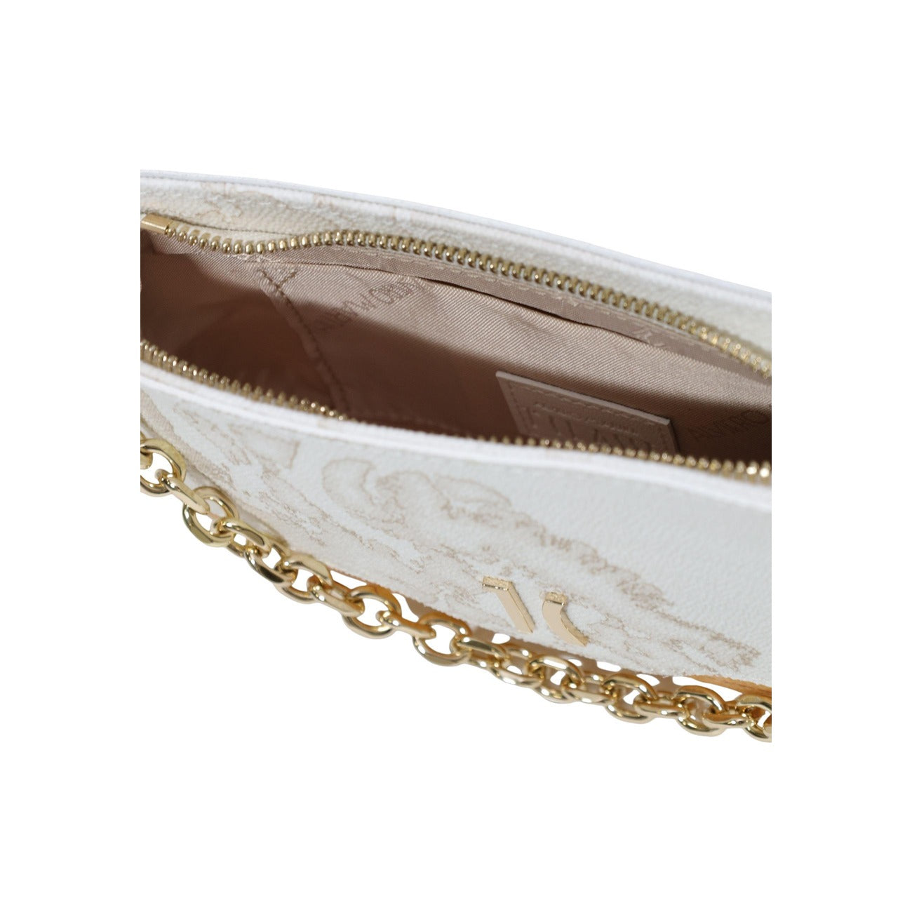 Pochette Alviero Martini 1ᴬ Classe; Mix Geo White/Classic. Metalleria oro chiaro, manico a catena e tracolla rimovibile. Interno organizzato con portatessere. Ideale per look da cerimonia e serate eleganti. Vista cerniera aperta