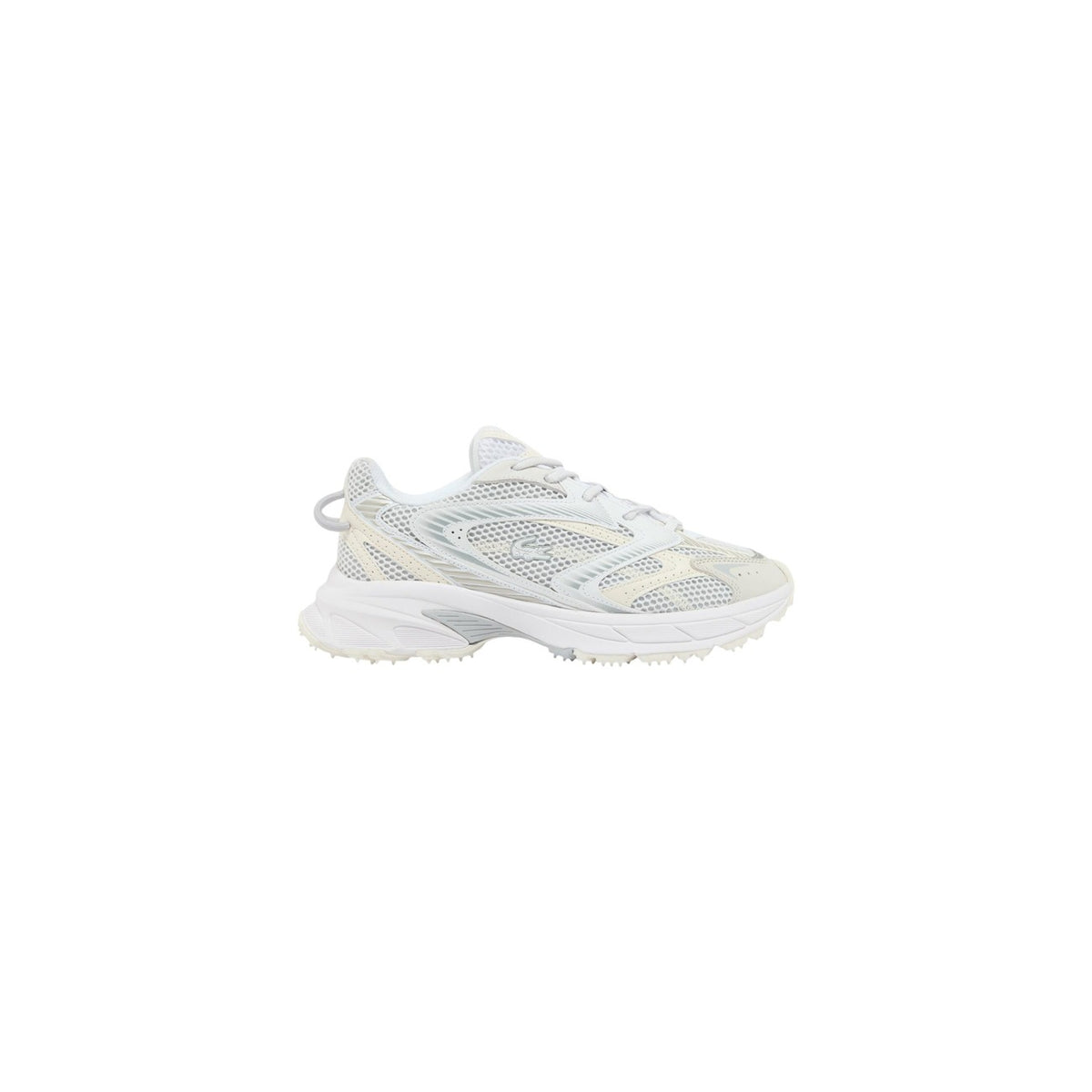 Lacoste L003 Neo Shot; sneakers running-style, materiali eco-friendly (poliestere riciclato), suola chunky sagomata. L'icona fashion-sportiva leggera e traspirante. Colore bianco