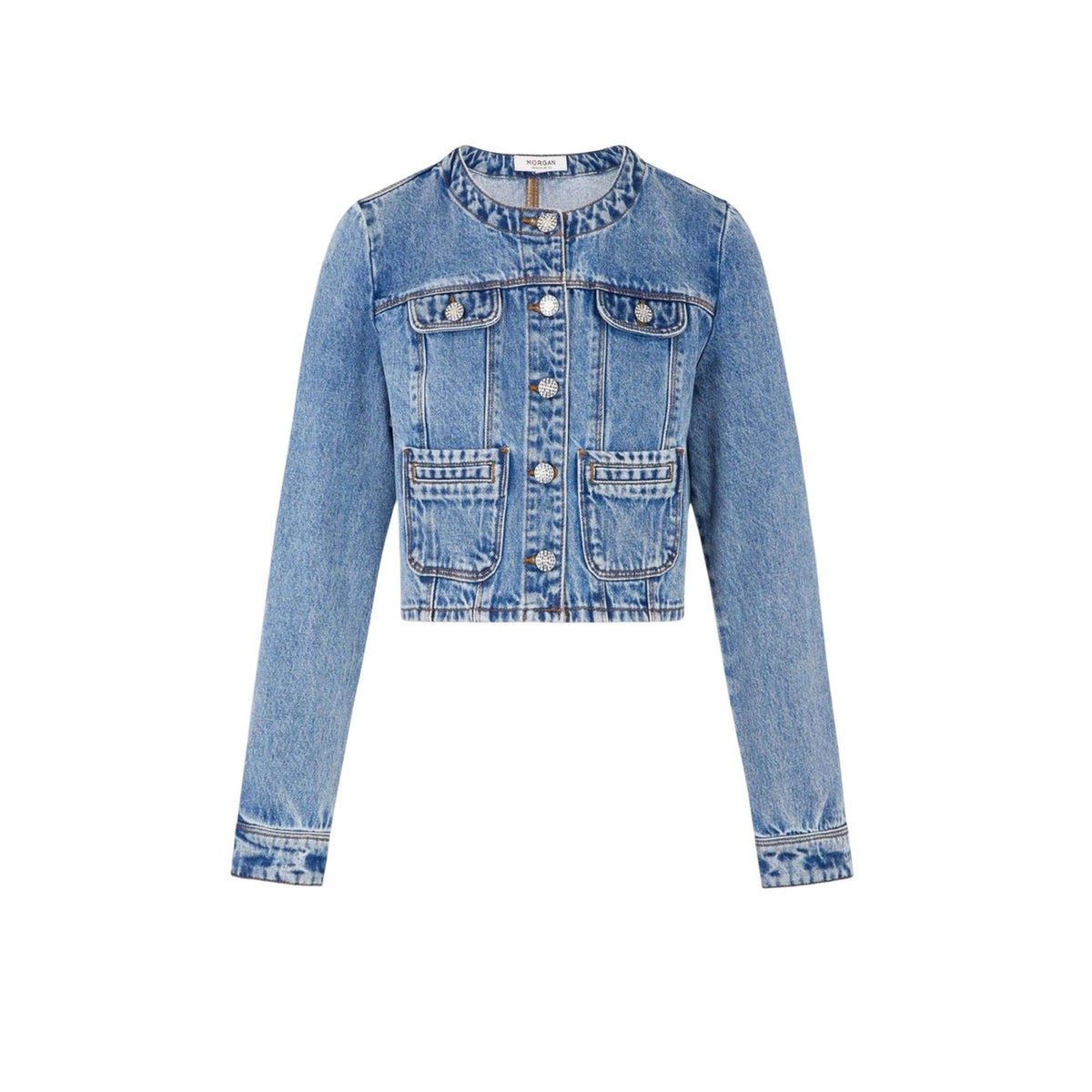 Morgan De Toi VCHARME Jacket; 100% cotone, bottoni gioiello, tasche applicate. La giacca corta versatile che unisce stile militare e raffinatezza parigina. Vista frontale stesa