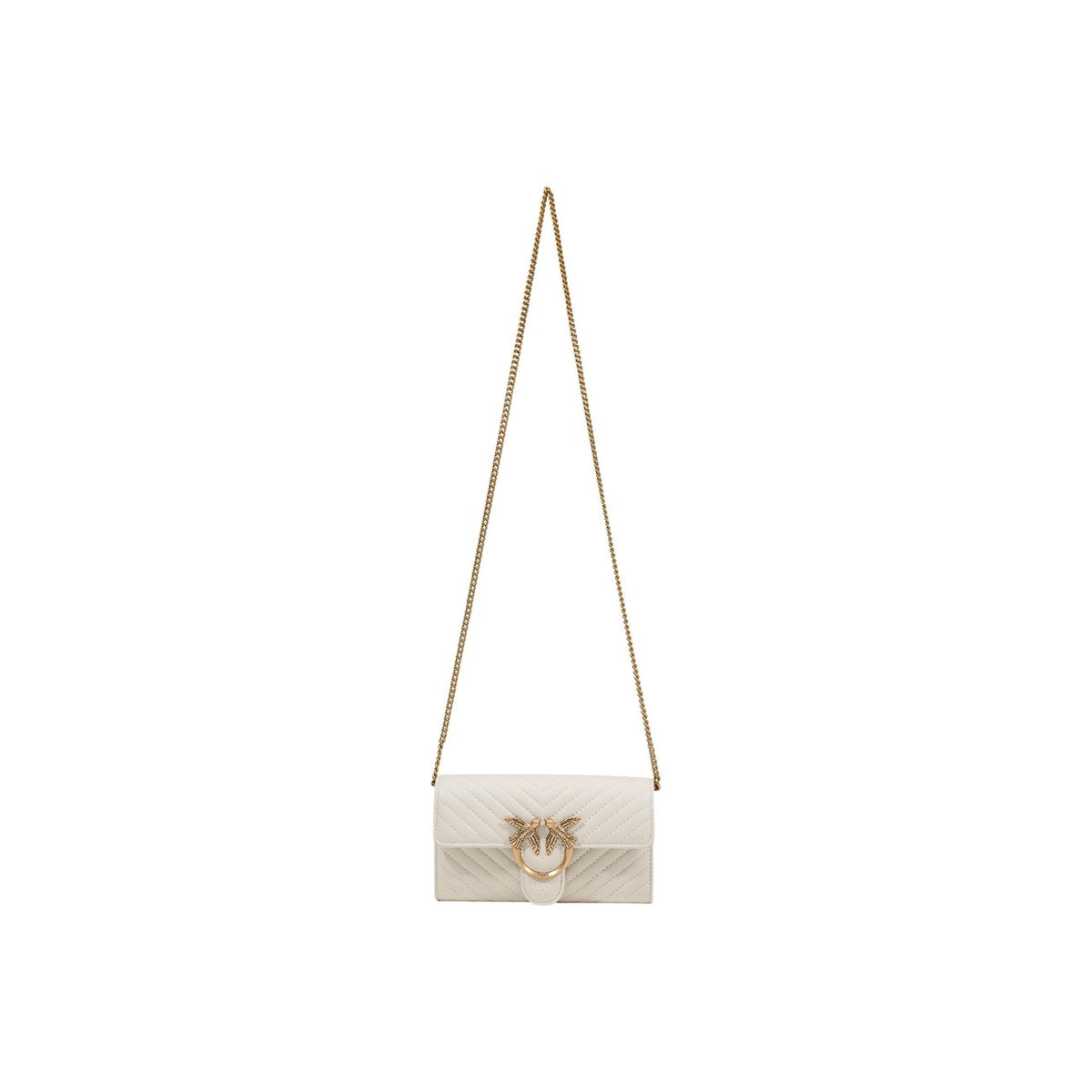 portafoglio Pinko Love One Wallet in nappa trapuntata con motivo chevron, colore bianco seta, con fibbia Love Birds Diamond Cut color oro anticato Vista con tracolla frontale