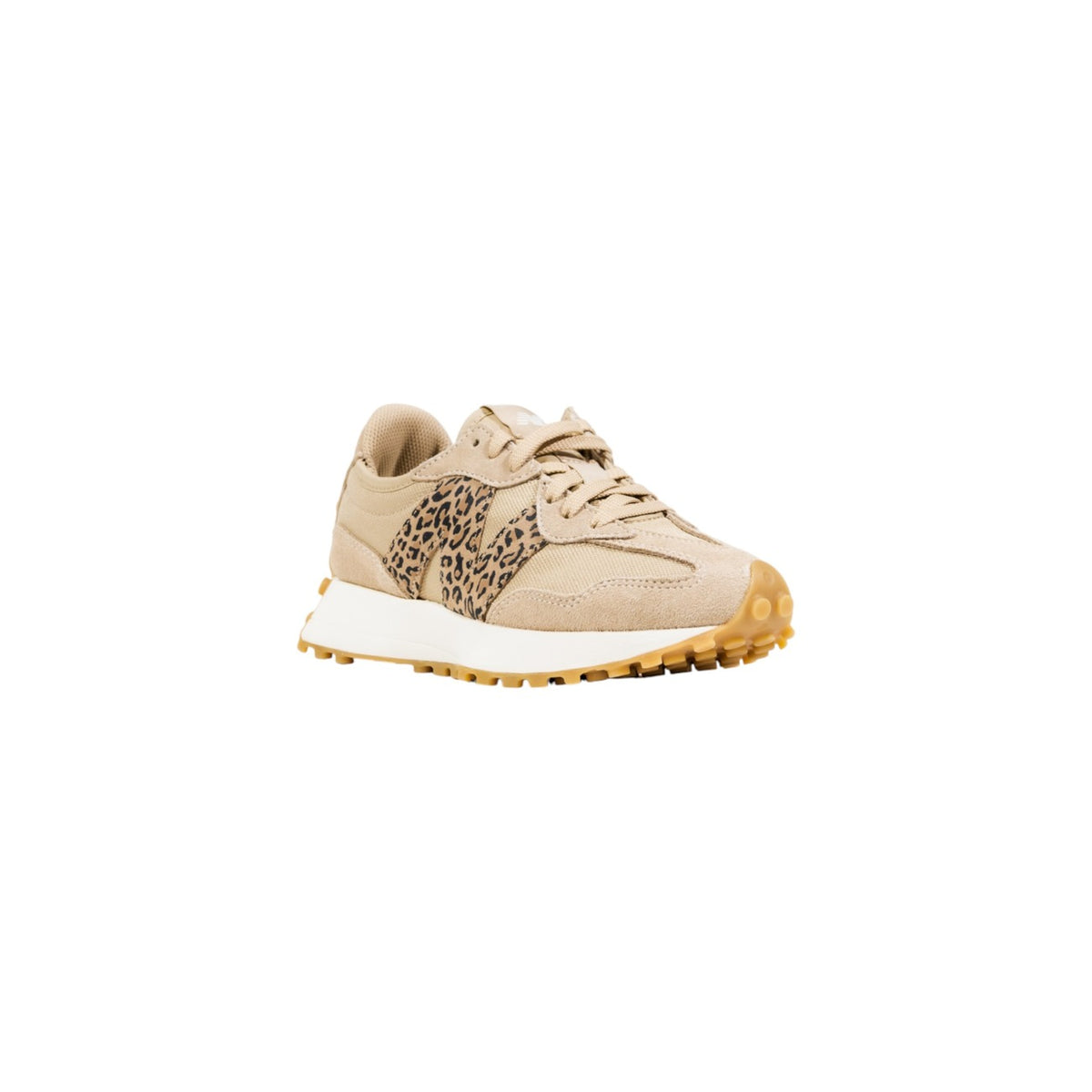 New Balance WS327LPA Donna; 40% suede, 60% tessile, dettaglio animalier. Sneaker leggera dal profilo asimmetrico e suola dentellata iconica. Vista frontale