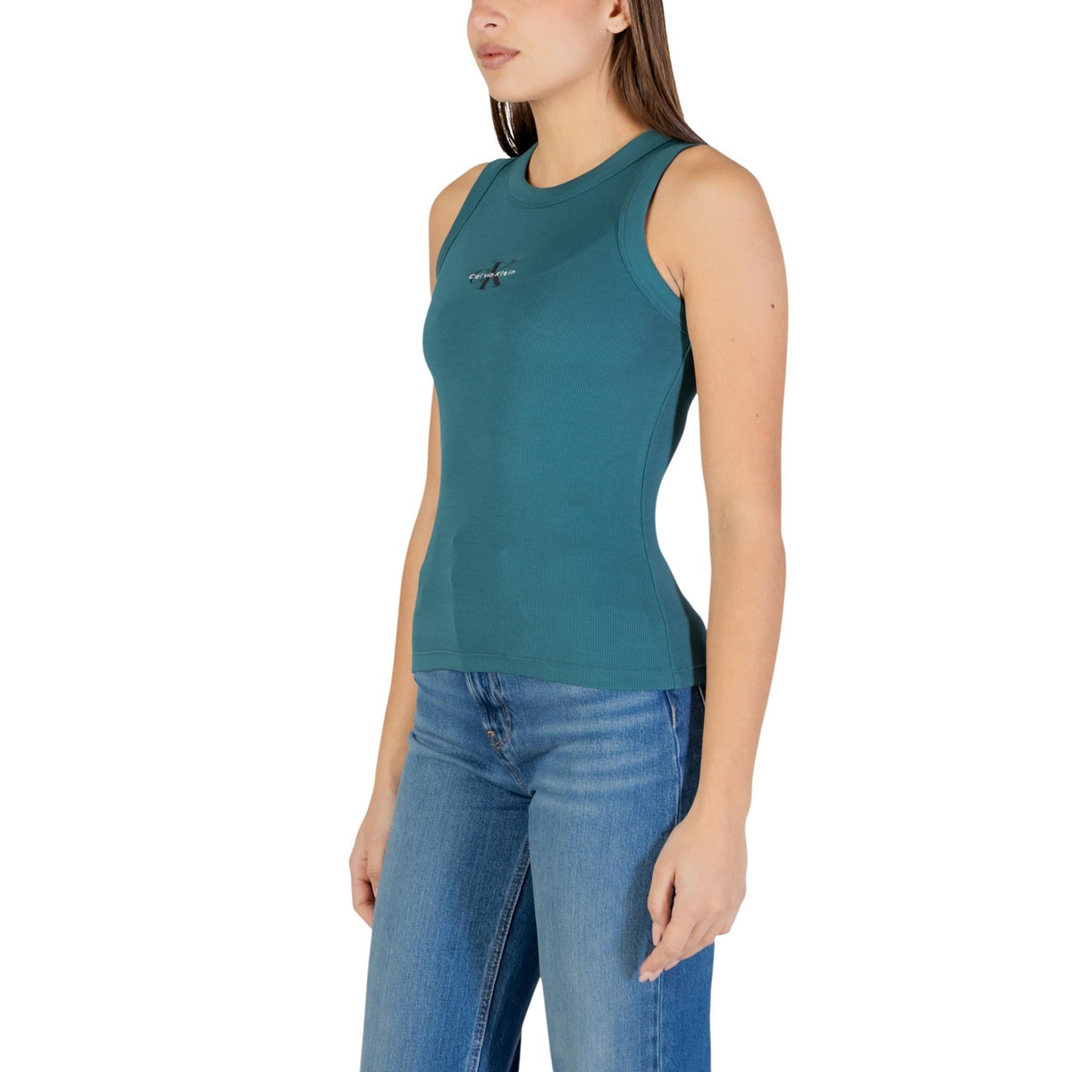 Canotta Calvin Klein Jeans; Verde. 95% Cotone, 5% Elastam. Scollo tondo, logo ricamato, tessuto elasticizzato. Vestibilità aderente e confortevole, stile casual-iconic.