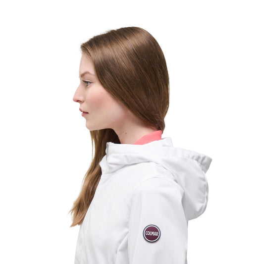 Giacca Colmar Originals bianca donna 1964 6ZB. Giubbotto leggero da donna bianco con cappuccio avvolgente, chiusura zip integrale, orlo rifinito e logo Colmar sulla manica, giacca mezza stagione casual e sportiva.