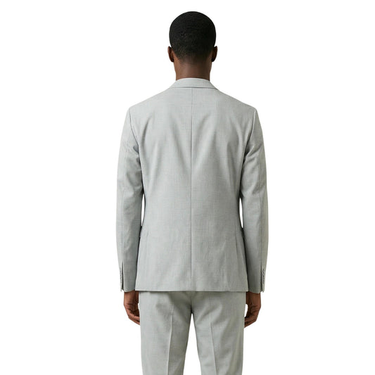 Giacca Antony Morato Julie; Slim Fit, tessuto elasticizzato antipiega, chiusura a due bottoni. Tasche con pattina, rever classico, stile contemporaneo e raffinato. Ideale per completi spezzati o total look formali. Colore grigio