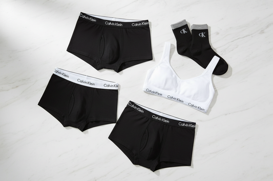 Intimo e Calze Calvin Klein: La Guida Completa per Uomo e Donna