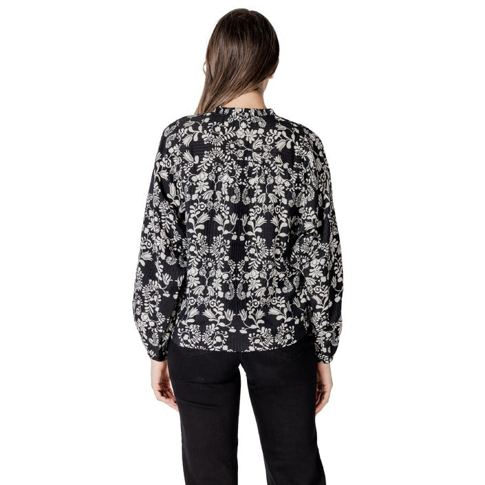 Ichi Blusa Donna Nero Stampa Bottoni Scollo Tondo 20% Poliammide 80% Viscosa Autunno/Inverno 20122374
