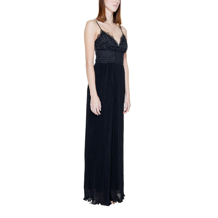 Guess Tuta Donna Nera con Cerniera Spalline Scollo a Cuore in Poliestere 100% Elegante W4GD46 WFIJ0