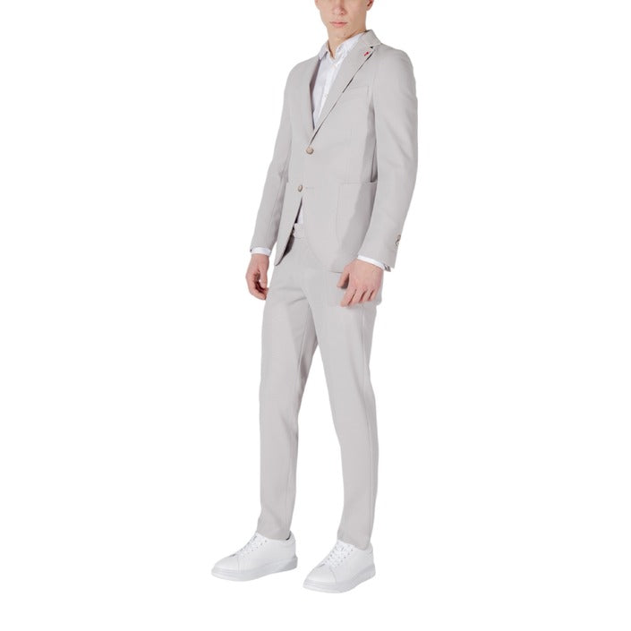 Mulish Men's Suit