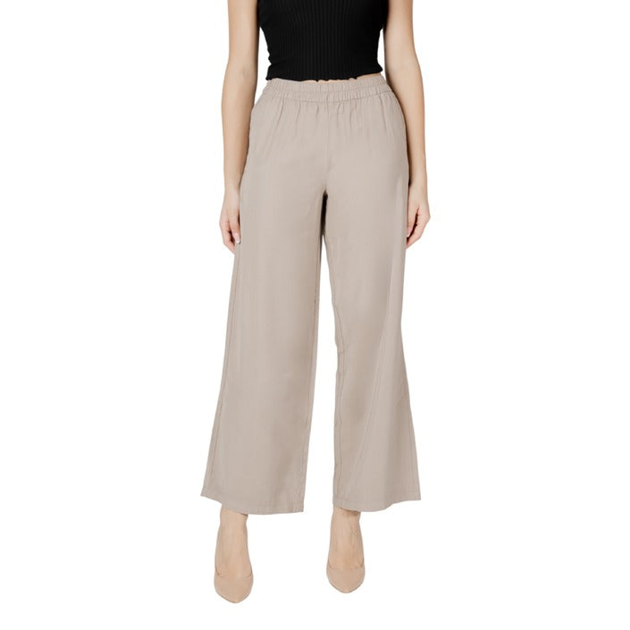 Only Pantaloni Donna Verde Senza Chiusura 93% Viscosa 7% Poliestere Primavera/Estate 15337956