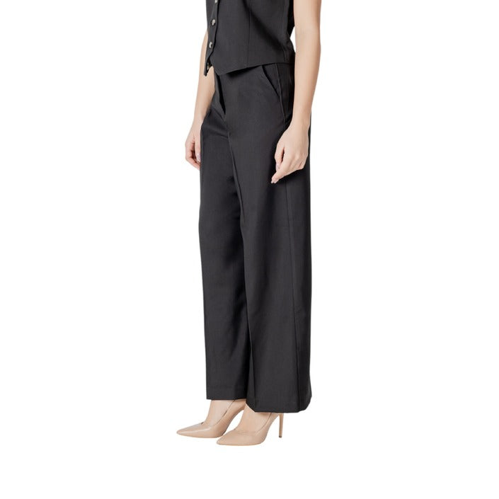 Ichi Pantaloni Donna Nero Zip e Bottone 97% Cotone 3% Elastan Primavera/Estate 20122497