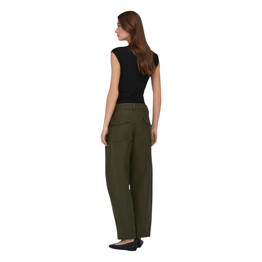 T-shirt Smanicata Nera Donna Only Onlmira Jersey; Tessuto 95% cotone e 5% elastam con spalline strutturate e girocollo. Dettaglio arricciato laterale, stile casual-elegante leggero. Posteriore 