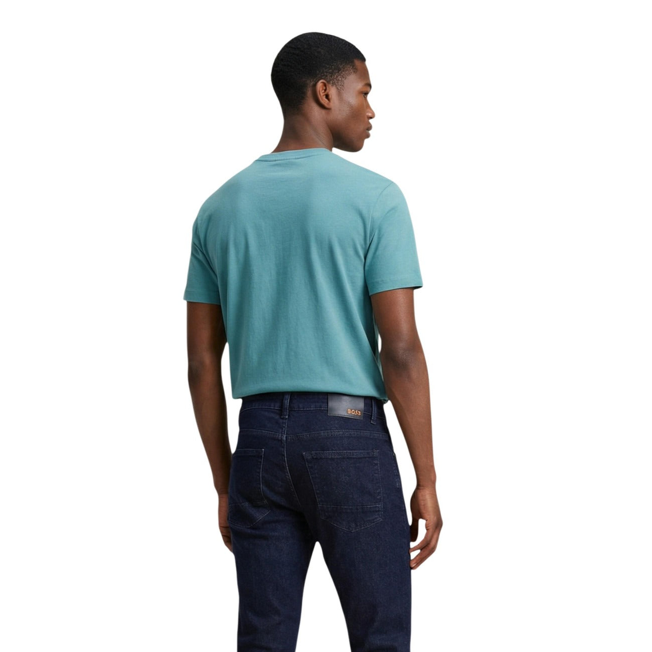 T-shirt Calvin Klein Jeans SS HERO MONOLOGO TEE uomo verde acqua con stampa maniche corte scollo tondo - vista posteriore indossata da modello

