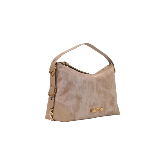 Borsa Love Moschino donna beige spalla modello JC4090PP. Borsa grande a sacco color beige sabbia/nude in tessuto morbido effetto velluto e rifiniture in ecopelle, con manico regolabile, dettagli e scritte logo in metallo oro, stile casual e chic.