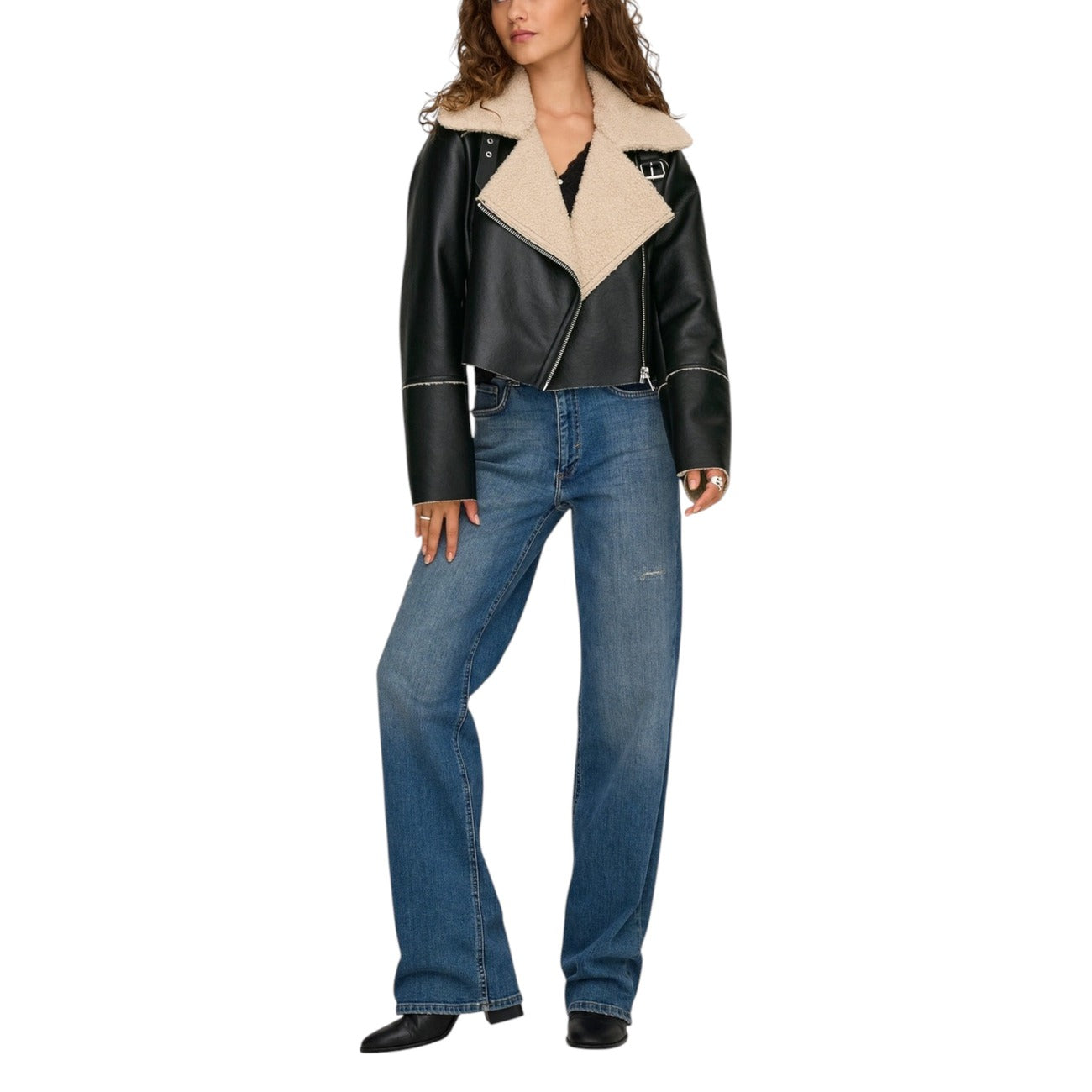 Only Giacca Donna Nera con Cerniera Maniche Lunghe Scollo V Bavero Tasche Anteriori - Giacca Poliestere