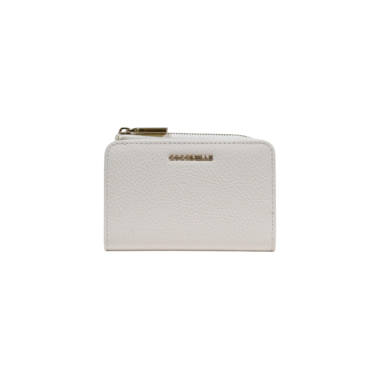 Coccinelle Portafoglio Slim Bianco; 100% pelle, chiusura con zip, 13x8.5x1 cm. Compatto, chic ed essenziale.