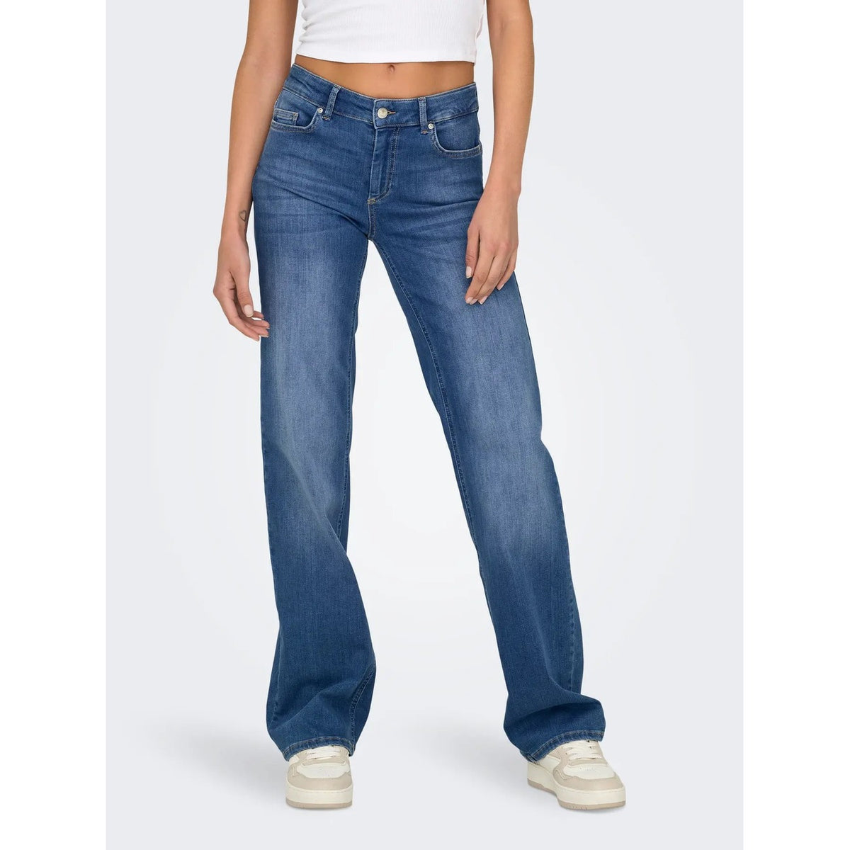 Jeans straight fit blu denim donna Only 15330787. Jeans gamba dritta vita media tessuto elasticizzato autunno inverno.