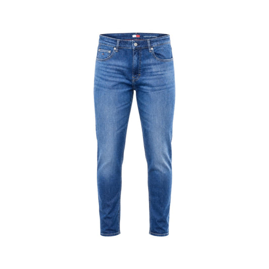 Jeans denim Blu scuro Uomo Tommy Hilfiger Austin Slim Tapered; Tessuto 100% cotone a cinque tasche con vita regular e chiusura a zip. Taglio affusolato con patch logo posteriore, stile casual per 4 stagioni. Vista frontale Stesa