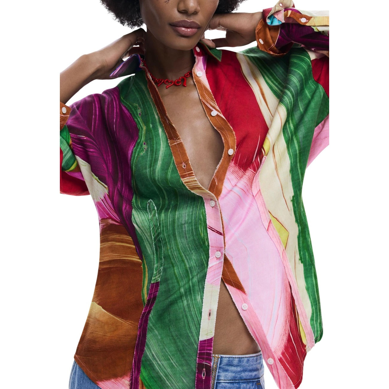 Camicia Desigual donna verde colorata con bottoni scollo tondo colletto classico - vista frontale dettaglio
