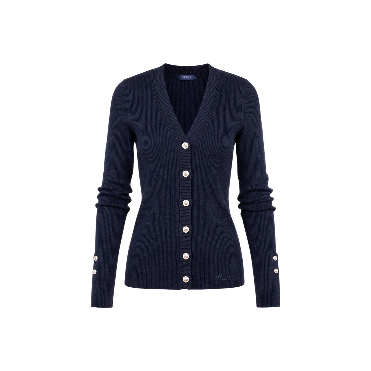 Cardigan Maglia Blu Donna Guess Ellie Cardi; Tessuto 71% viscosa e 29% poliammide a maniche lunghe con scollo a V. Chiusura con bottoni bijoux metallici e logo strass, stile da mezza stagione. Vista frontale stesa 