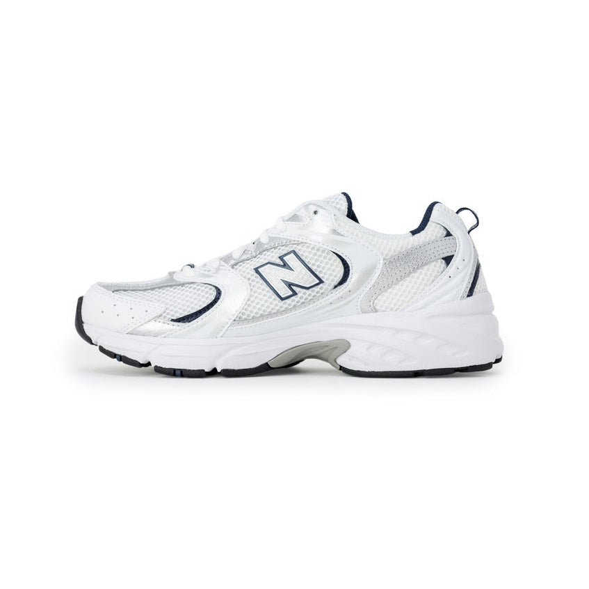 sneaker New Balance 530 bianca e blu Vista laterale
