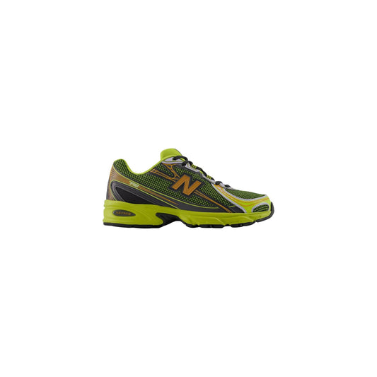 Scarpe New Balance uomo U880R8EU Black Castlerock. Sneakers basse da uomo in camoscio e mesh traspirante con tecnologia ammortizzante ABZORB e stile running anni 2000, scarpe sportive autunno inverno.