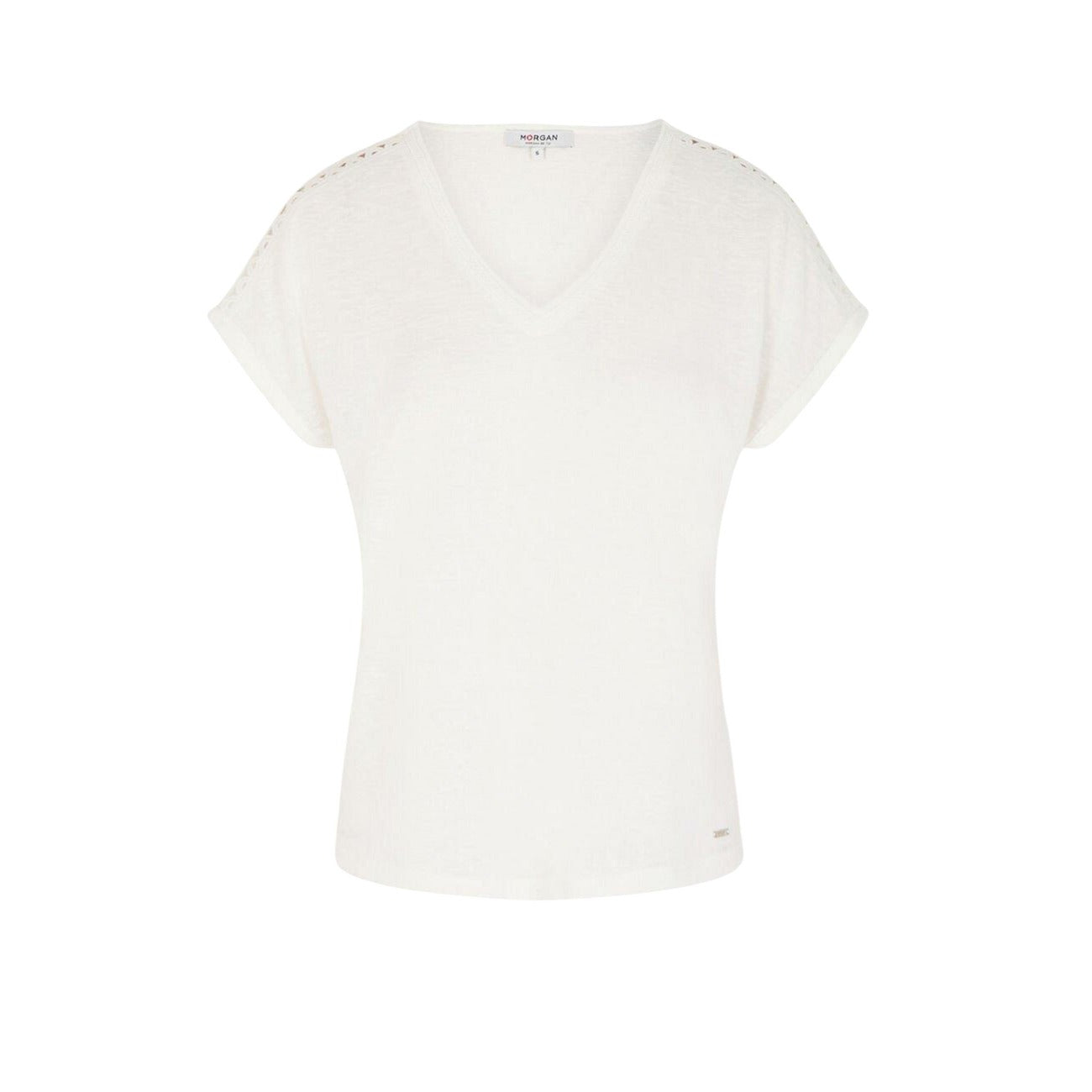 T-shirt Morgan De Toi Dsamir; Bianco Mélange. 53% Poliestere Riciclato, 47% Viscosa Sostenibile. Scollo a V, vestibilità morbida, dettaglio logo in metallo. Tessuto fluido e antipiega. Vista stesa