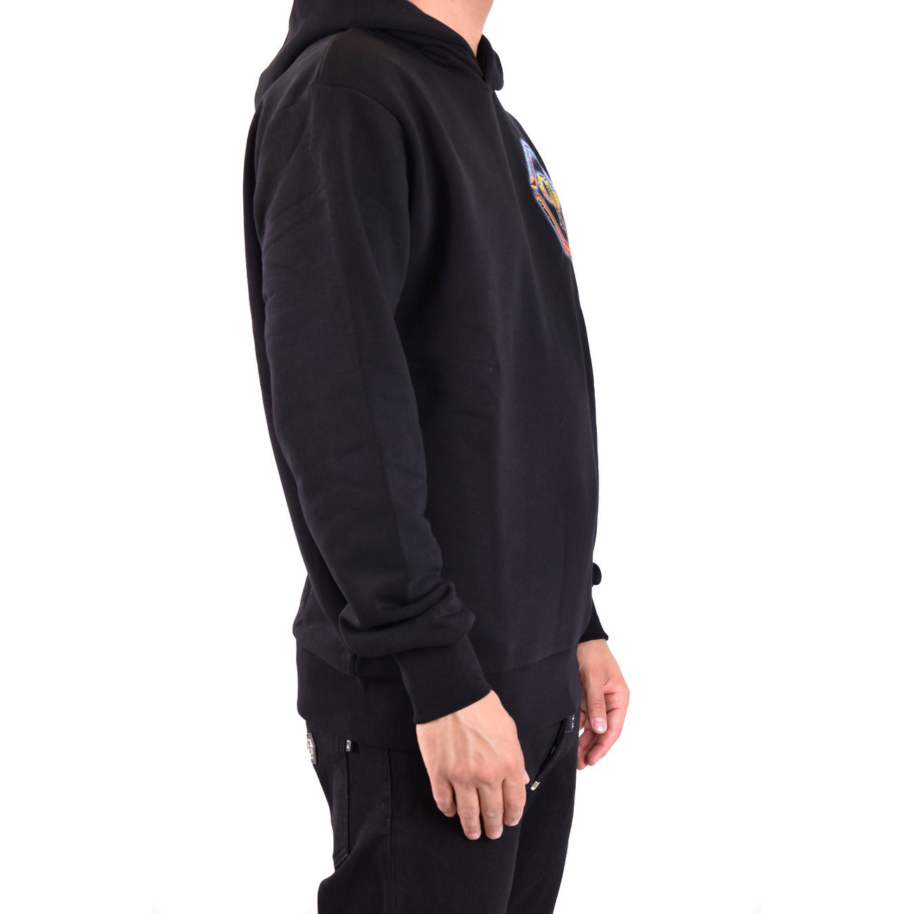 Felpa Philipp Plein Hexagon; Cotone Luxury. Nero, logo esagonale gommato sul petto, cappuccio strutturato. Hoodie uomo di alta moda. Vista laterale