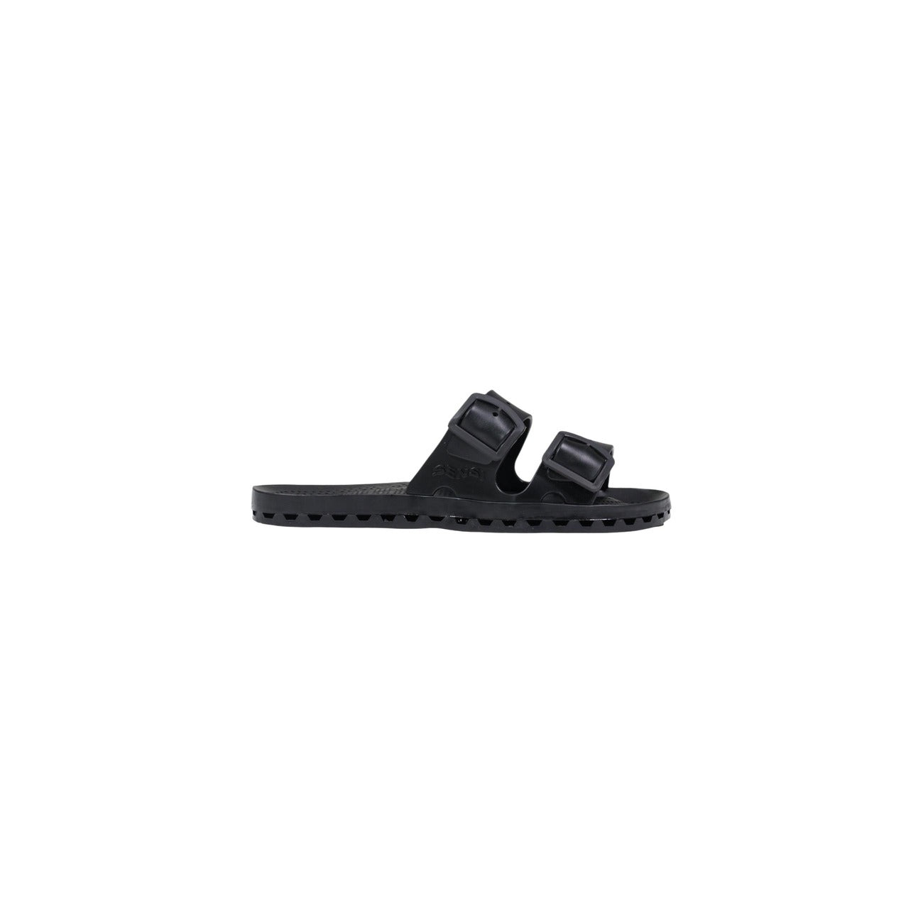 Ciabatte Sensi La Jolla City Donna; 100% PVC. Colore nero. Suola ergonomica alveolare drenante, doppia fibbia regolabile, altezza 2 cm. Made in Italy, lavabili e ultra-traspiranti.