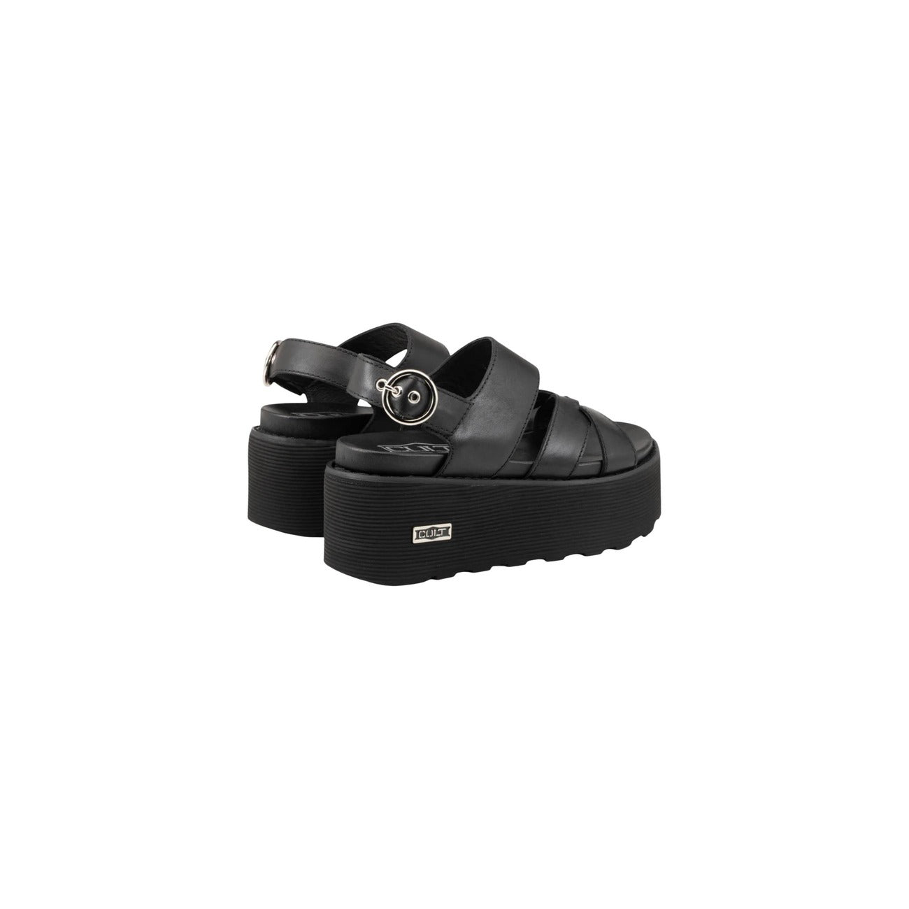 Sandali Platform Cult Nancy; Nero. 100% Pelle, tacco 6 cm. Fasce incrociate, chiusura con fibbia, suola a righe con logo metal. Grintosi, alti e ultra-moderni. Laterale posteriore 