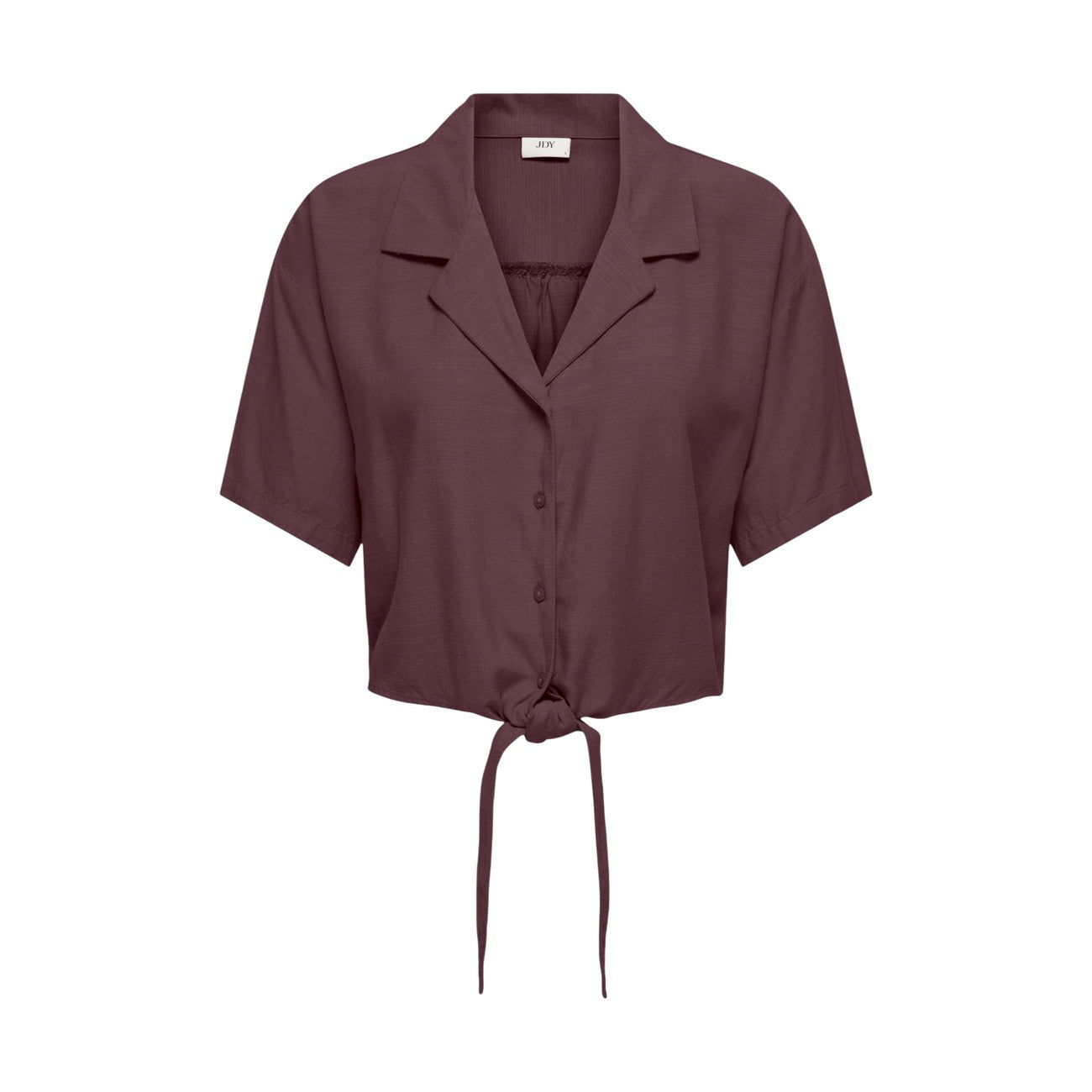 Camicia JDY Jdycaya; 90% viscosa, 10% lino. Taglio cropped con nodo, maniche corte, colletto classico. Tessuto fluido e traspirante, stile minimal-chic per l'estate. Colore viola vista frontale 