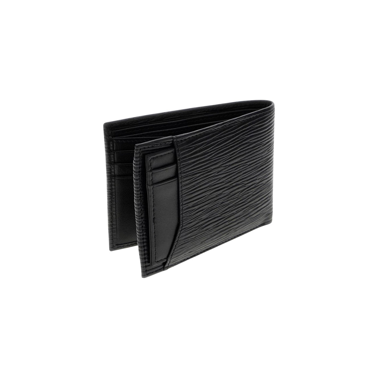 Portafoglio uomo nero Guess modello Milano con chiusura zip-around (14 x 9 x 2 cm). Realizzato in tessuto tecnico con finiture effetto pelle, iper-funzionale, iconico logo a triangolo frontale e metalleria argento. Interno organizzato con tasche multifunzione e porta carte removibile estraibile.