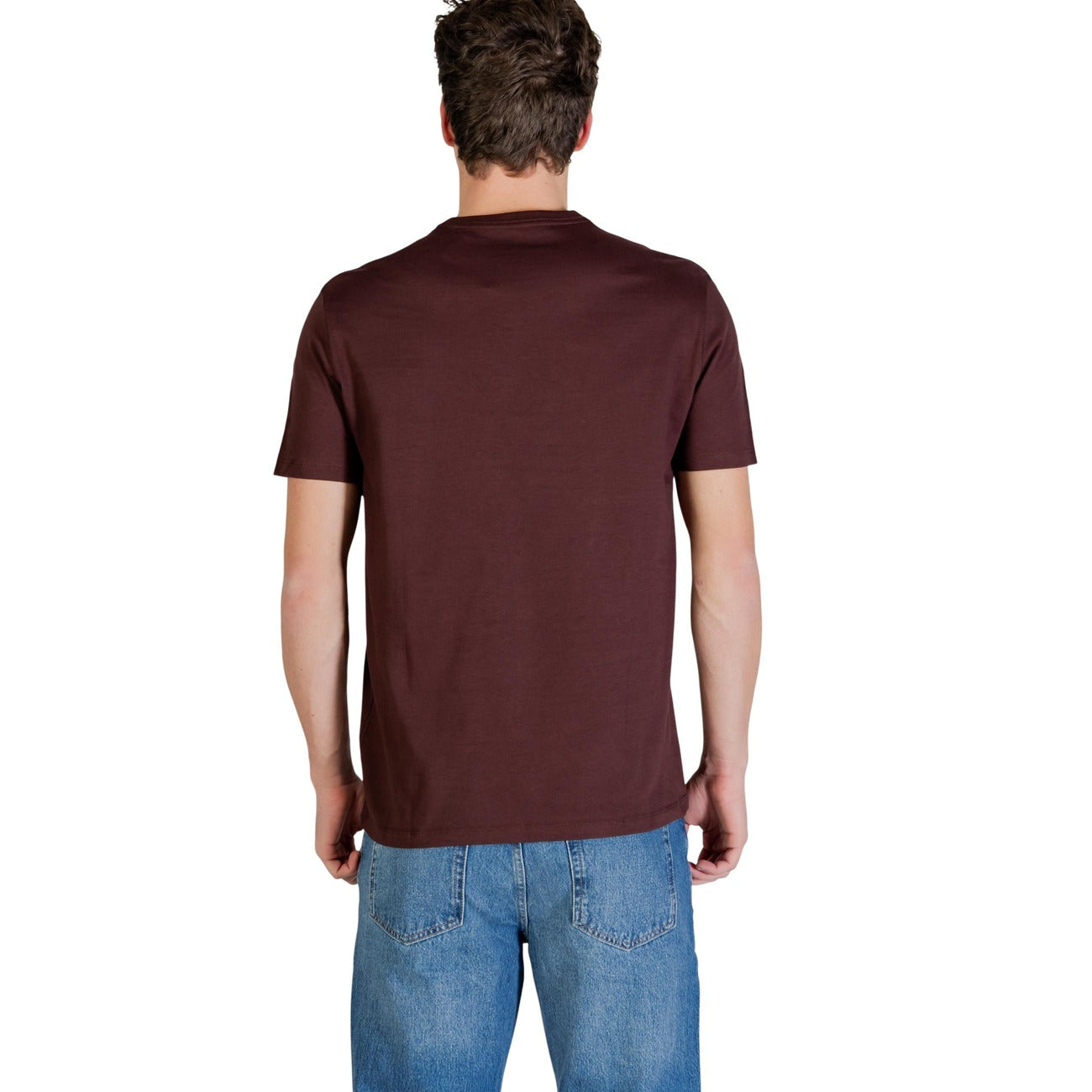 T-shirt CK Jeans Marrone; 100% Cotone. Grafica celebrativa NYC 1968 sul petto, regular fit, girocollo. Comfort naturale e stile heritage per la stagione primavera-estate. Vista posteriore 