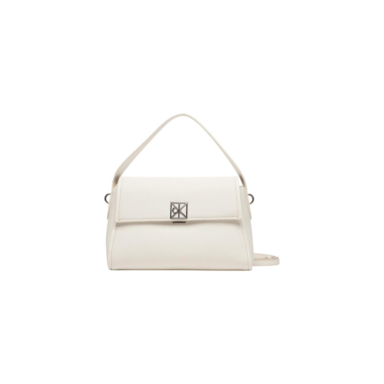Borsa a spalla Calvin Klein in ecopelle martellata; chiusura magnetica, tasca interna, tracolla regolabile. Design compatto ed elegante. Colore bianca 