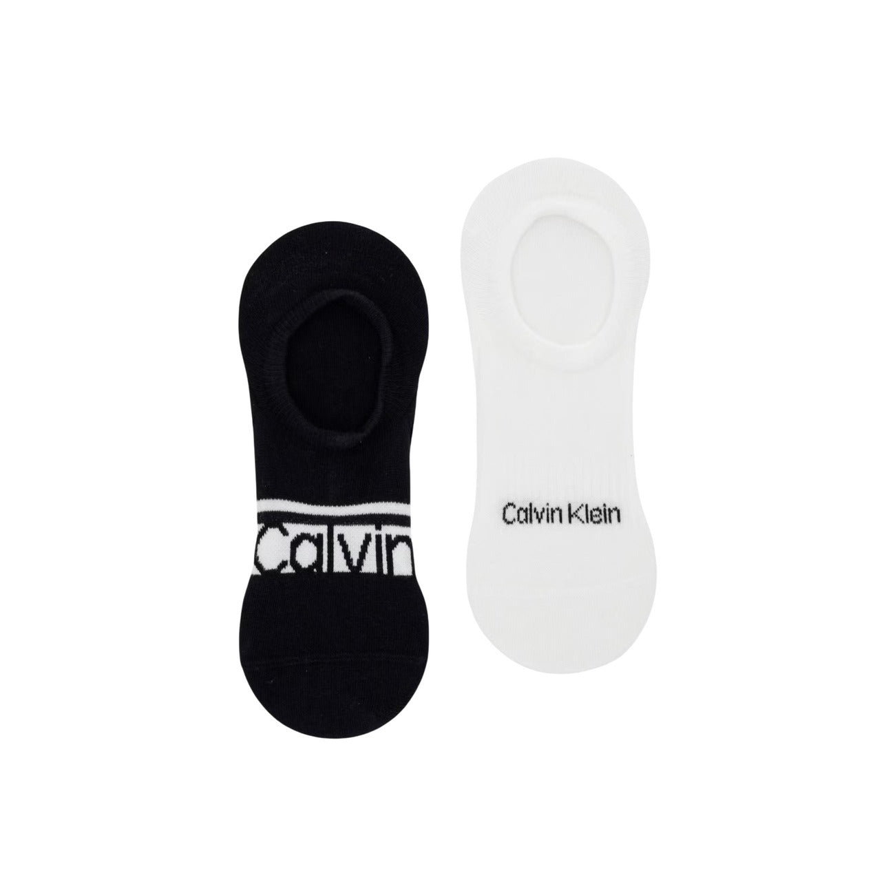 Pack 2 Paia Fantasmini Uomo CK Jeans; nero e Bianco. 74% Cotone, 24% Poliammide, 2% Elastam. Taglio High Cut anti-scivolo, logo a contrasto, traspiranti e resistenti.
