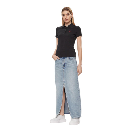 Polo Levi's donna nera modello 52599-0046. Maglietta a maniche corte tipo polo in tessuto stretch nero con colletto classico, scollatura a due bottoni e logo ricamato sul davanti, stile casual chic e preppy.