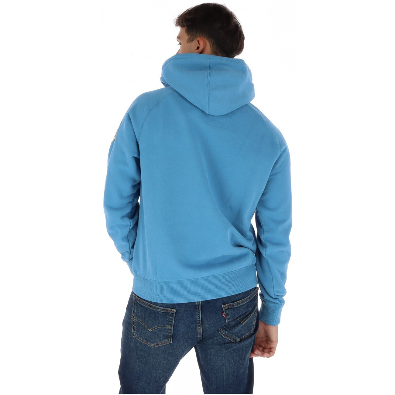 Felpa con cappuccio uomo d'archivio con bandiera norvegese. Felpa sportswear casual in cotone e poliestere con tasca a marsupio, patch logo sulla manica, polsini a costine e vestibilità comoda relaxed fit.