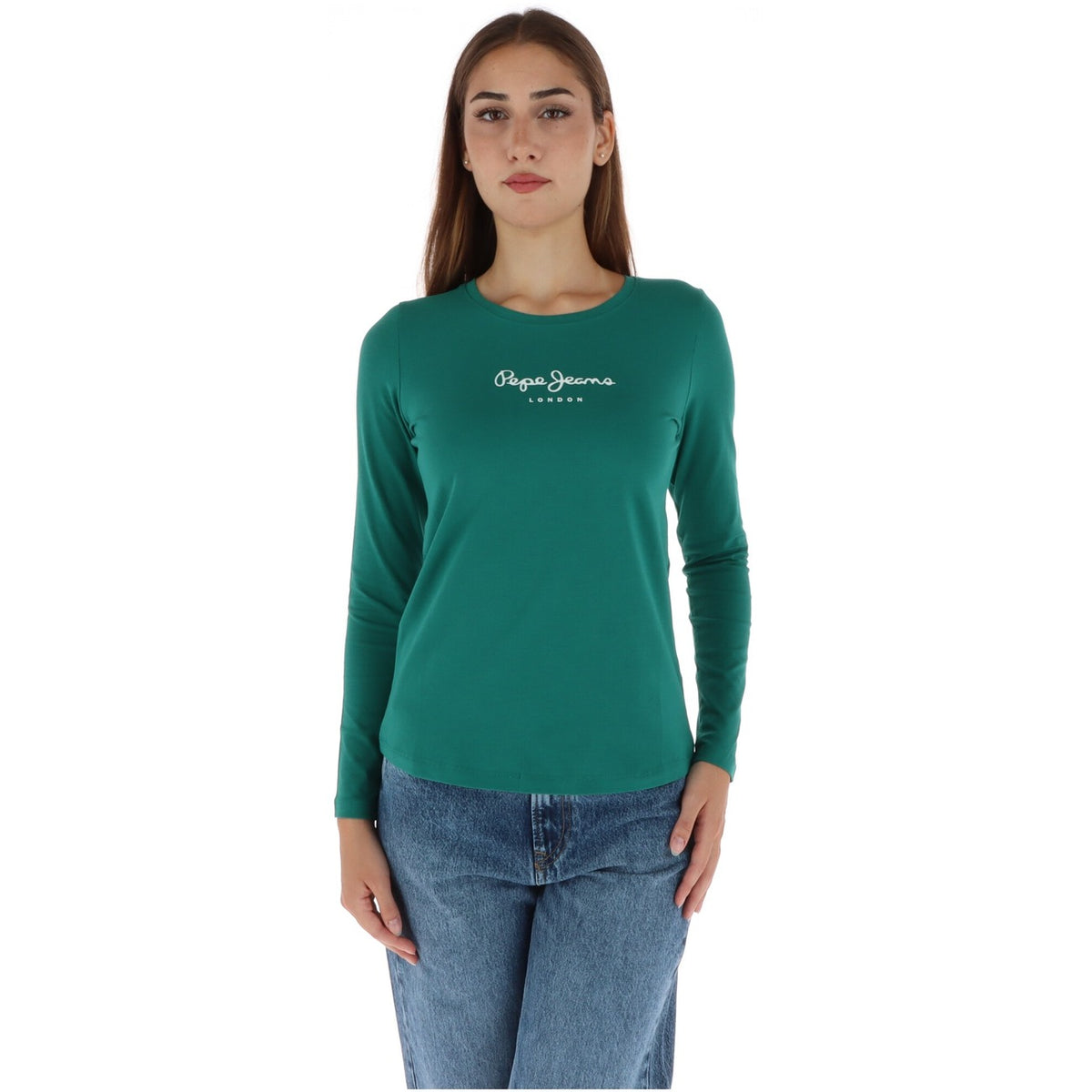 T-shirt verde maniche lunghe donna Pepe Jeans PL505203. Maglia aderente in cotone biologico ed elastan con logo frontale e girocollo a costine.