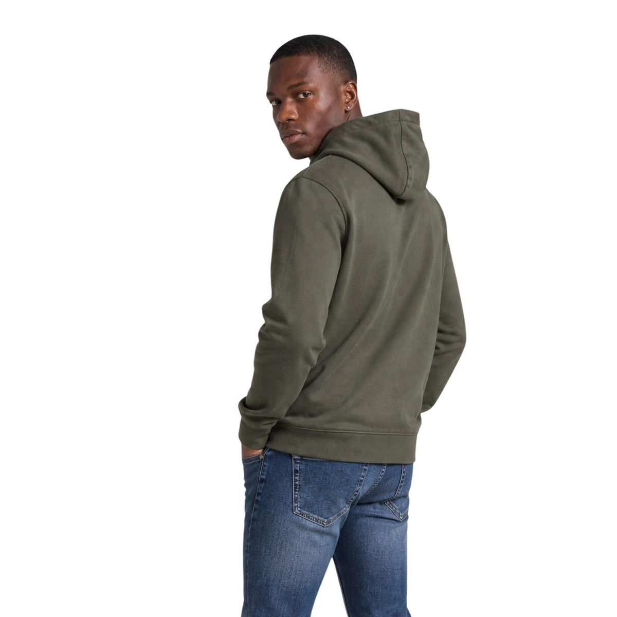 Felpa Calvin Klein Jeans uomo verde oliva con cappuccio LV04RG269G. Felpa in spugna di cotone con finitura mano pesca, tasca a marsupio frontale, coulisse e stemma monogramma Calvin Klein sul petto, abbigliamento casual uomo autunno inverno.